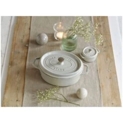 Staub Cocotte 23 Cm, Ovale, Truffe Blanche, Fonte 11 Staub Cocotte 23 Cm, Ovale, Truffe Blanche, Fonte -Staub Soldes Boutique 000019752